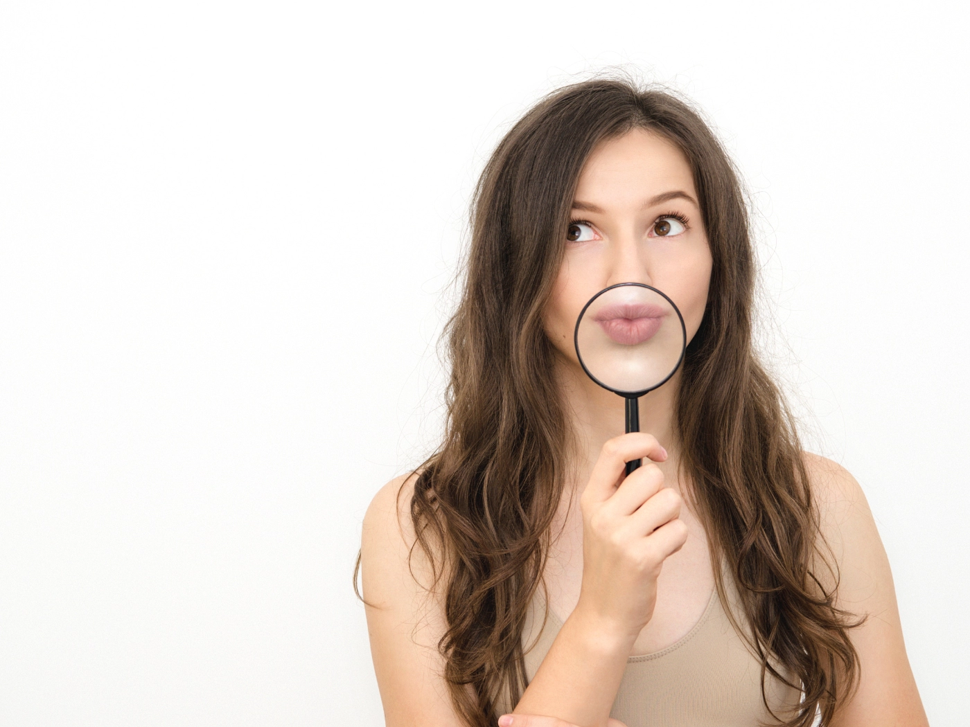 Young woman with beautiful, natural lips n