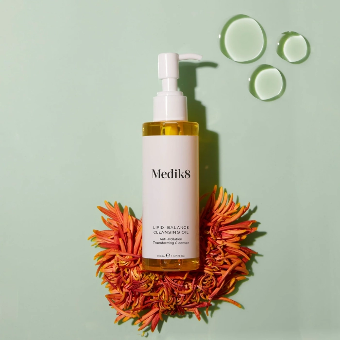 Medik8 Lipid-Balance Cleansing Oil - Image 2