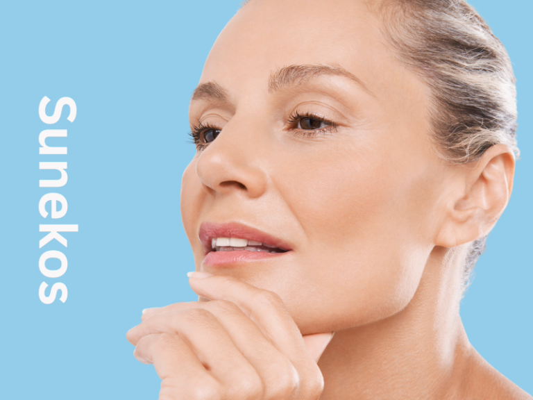 Sunekos and mature woman in photo